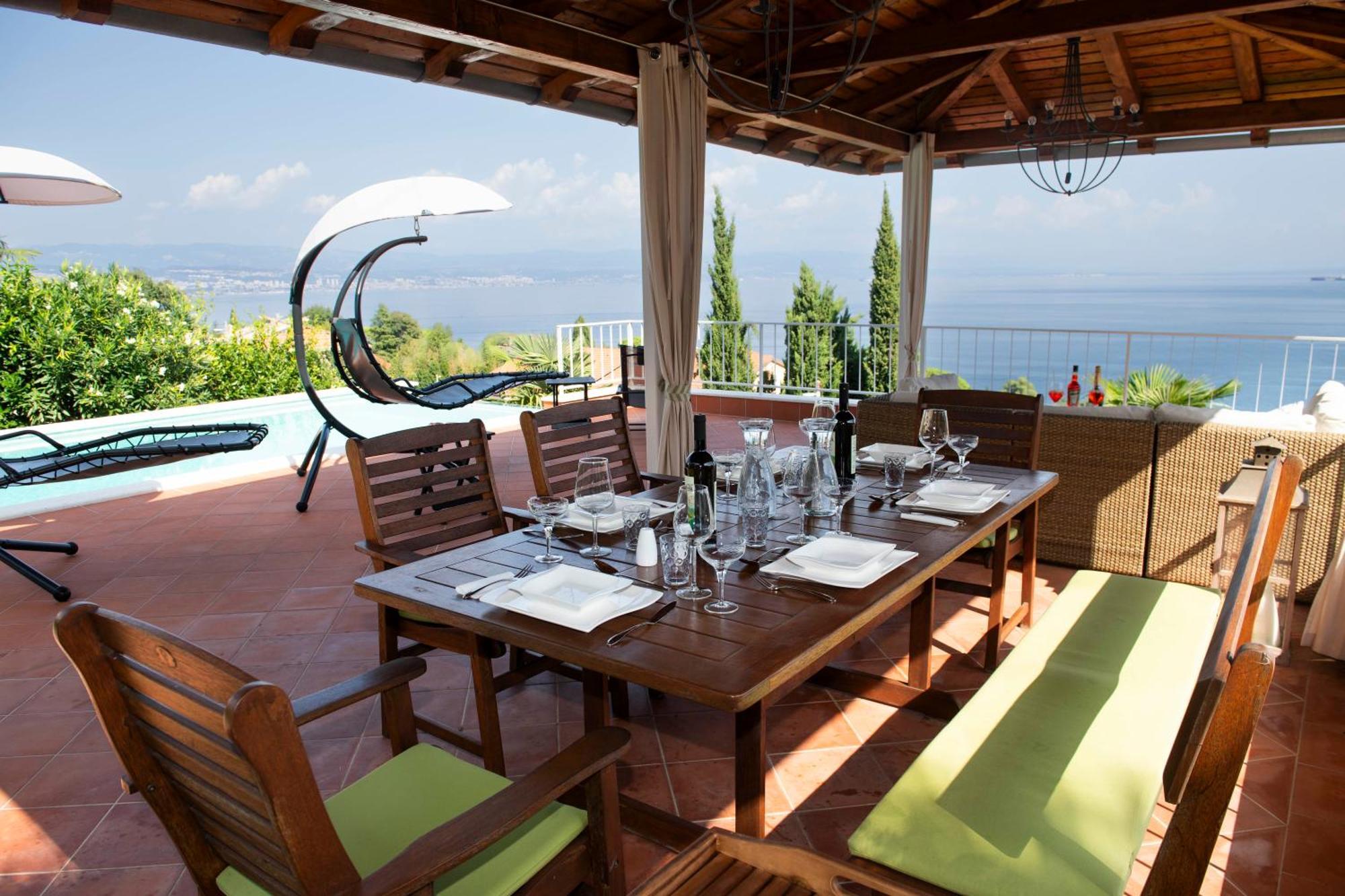 Villa Lovran - 150M To The Beach - Infinity Pool - Incredible Sea View - Fitnessraum Exterior foto